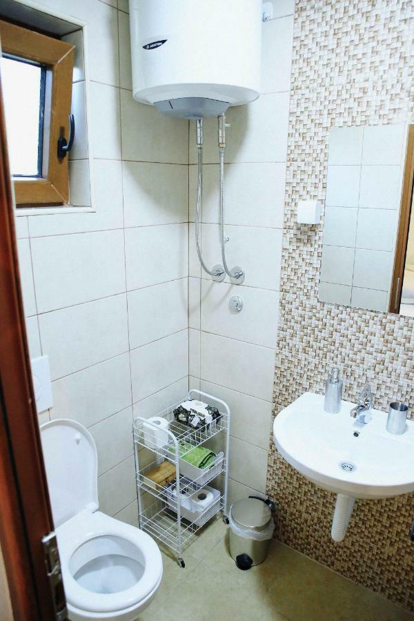Donkey Farm Martinici - Farma Magaraca Martinici Bed and Breakfast Danilovgrad Εξωτερικό φωτογραφία